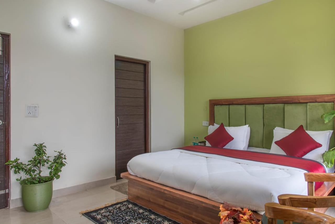Host Jatin Kasauli Pine Villa 7Oi827O7O3 Extérieur photo